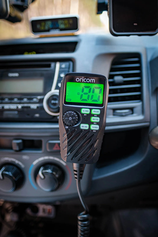 NEW UHF390R with ANU856 4x4 Offroad pack