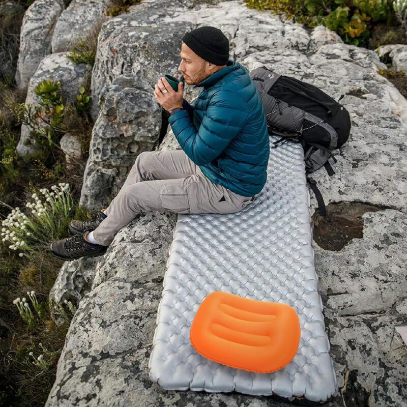 Load image into Gallery viewer, Inflatable Camping Pillows Orange 2 Pack Compact And Ultralight Beach Pillows For Travel, Hiking And Mountaineering
